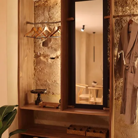 Espacio Biocompatible - Raiz Requena